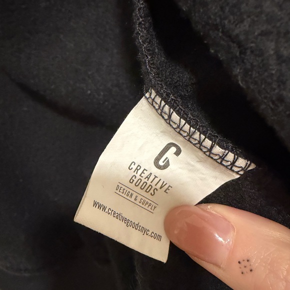 & Juliet hoodie from the musical in NYC - Picture 4 of 5